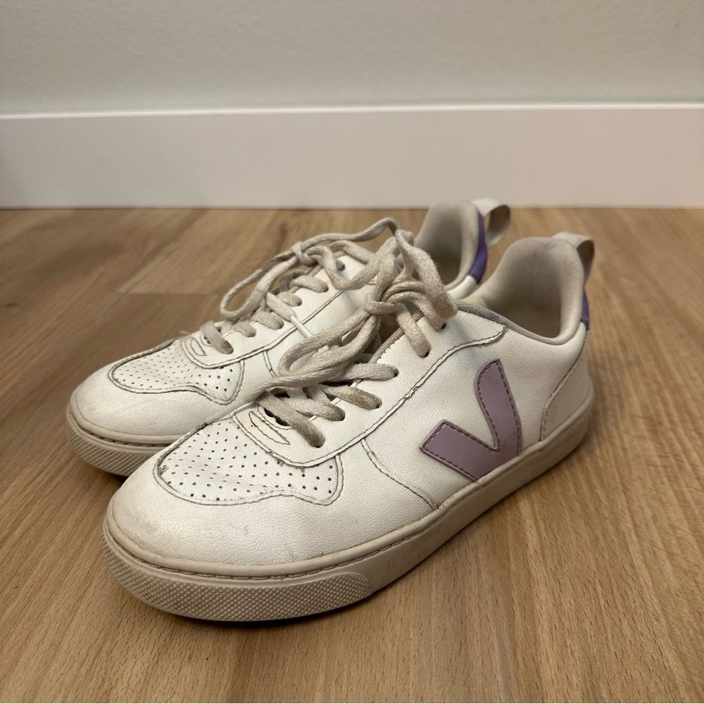 Veja Sneakers Tennis Shoes